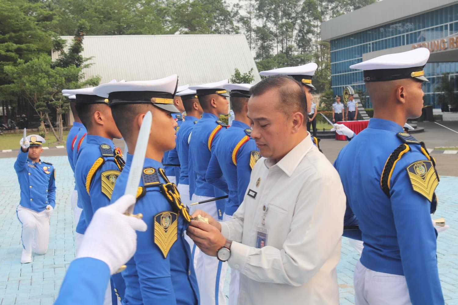 PELANTIKAN FUNGSIONARIS UTAMA DAN KESATUAN POLISI TARUNA POLITEKNIK IMIGRASI DAN PEMASYARAKATAN INDONESIA PERIODE 2026/2027